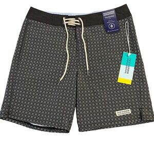 NWT Fair Harbor The Nautilus Boardshort Mens 30 Black Beacon 8" Inseam Unlined